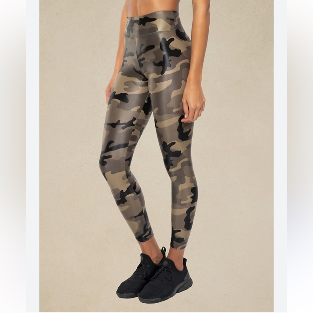NWT Koral Activewear Lustrous High Rise Legging- Camo